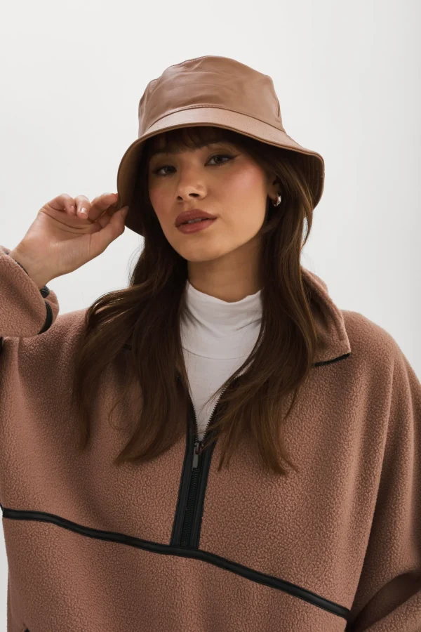 LAMARQUE Accessories | JEANNE LEATHER BUCKET HAT Sesame